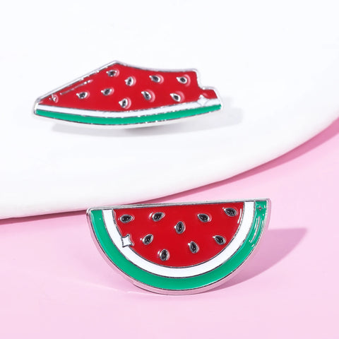 Cute Watermelon Enamel Pin Summer Fruit Shaped Brooch Bag Decoration Badges Women Lapel Pin Jewelry Gift