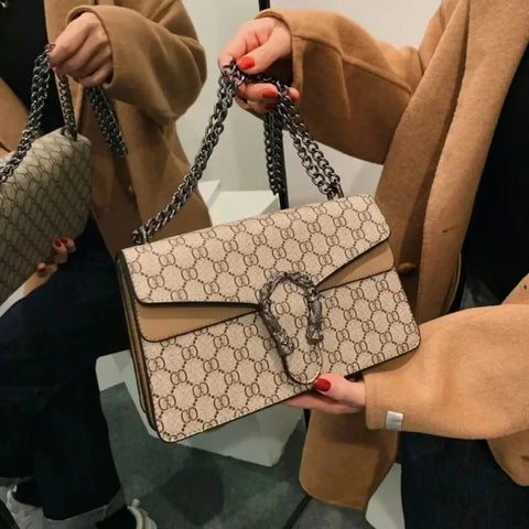 High quality wine god bag 2024 new fashionable and versatile European and American fashion chain shoulder crossbody bag Bags