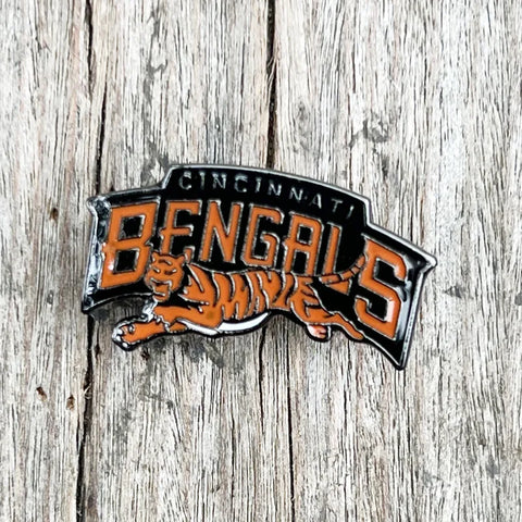 Small Enamel Football nfl Brooch 1-2cm Badge Accessories Pin